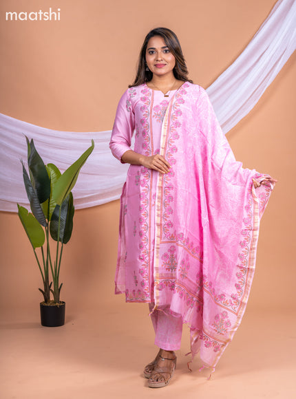 Chanderi salwar suit peach pink with floral prints & simple neck pattern and straight cut pant & printed dupatta