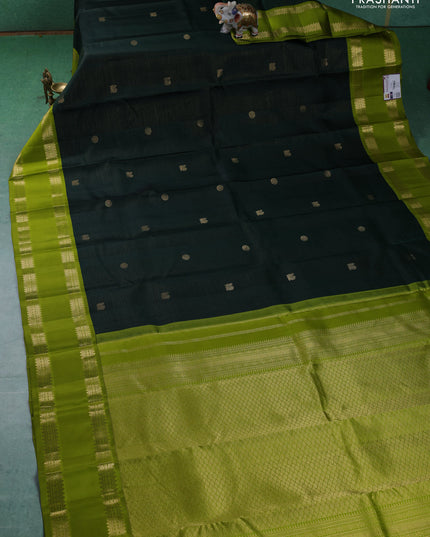 Pure kanchipuram silk saree dark green and light green with allover vairaosi pattern & buttas and rettapet zari woven border