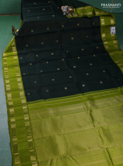 Pure kanchipuram silk saree dark green and light green with allover vairaosi pattern & buttas and rettapet zari woven border