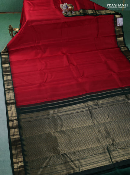 Pure kanchipuram silk saree red and green with plain body and zari woven korvai border