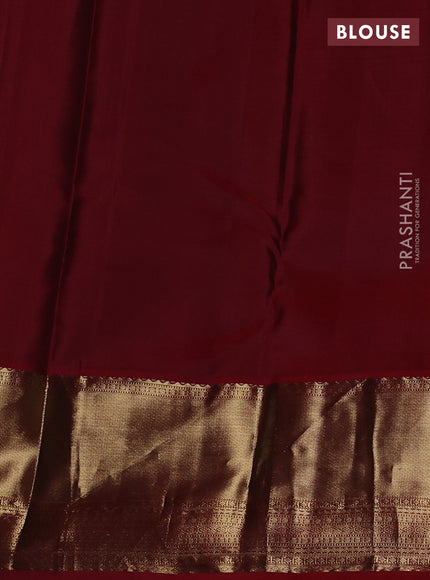 Pure kanchipuram silk saree mehendi green and maroon with allover zari checked pattern and long zari woven korvai border