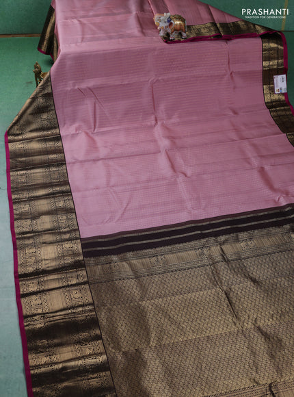 Pure kanchipuram silk saree mauve pink and coffee brown with allover zari woven butta weaves and long zari woven korvai border
