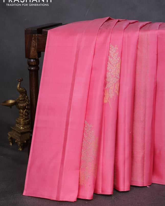 Pure kanchipuram silk saree peach pink and teal green with allover zari weaves in borderless style