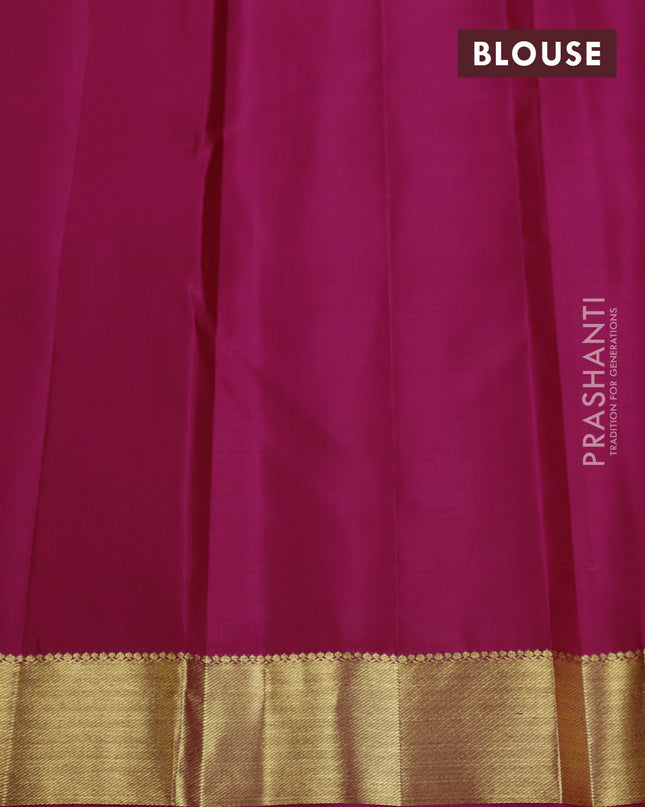 Pure kanchipuram silk saree pink with plain body and temple design zari woven border