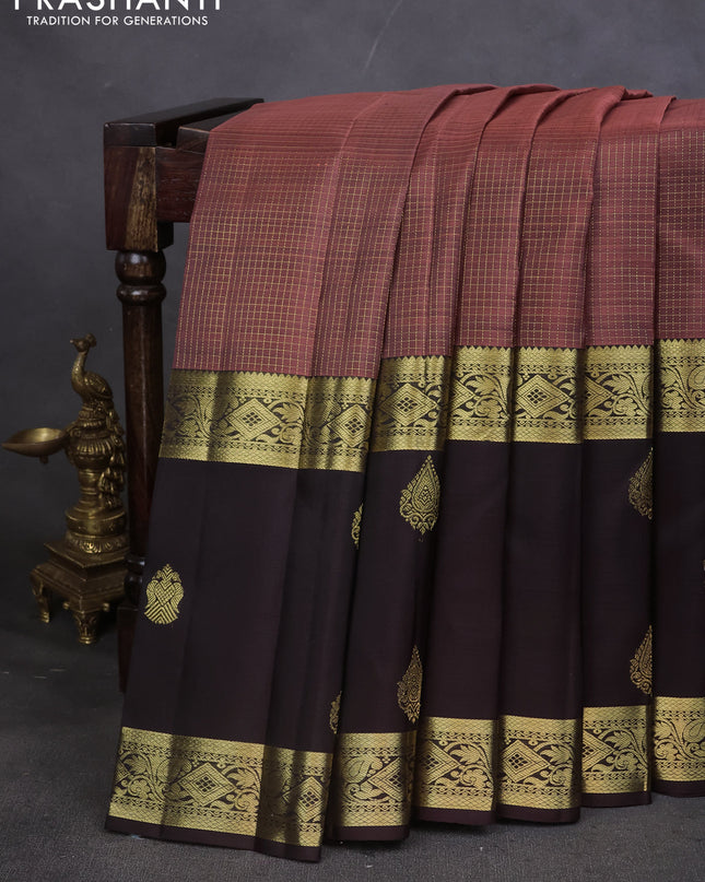 Pure kanchipuram silk saree peach shade and coffee brown with allover small zari checked pattern and long rettapet zari woven butta border