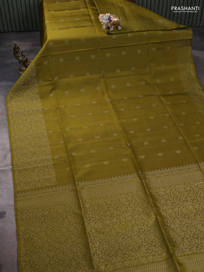 Pure soft silk saree mehendi green with silver zari woven buttas and zari woven border