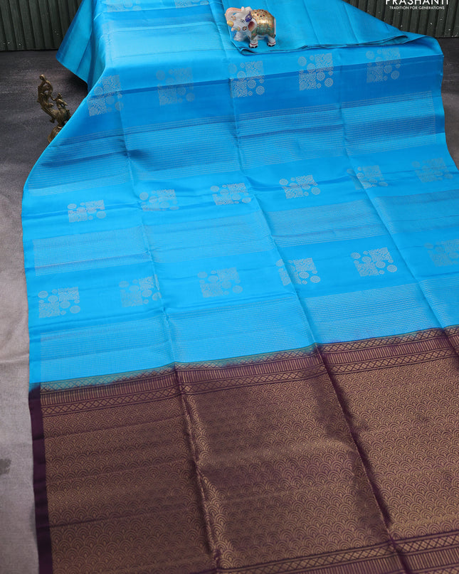 Pure soft silk saree cs blue and deep violet with allover zari weaves in borderless style