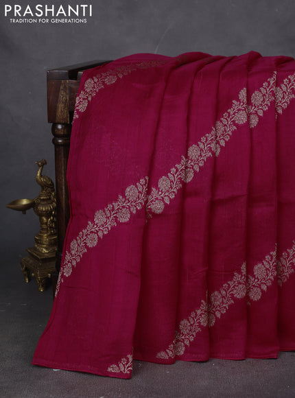 Banarasi semi raw silk saree pink with allover thread & zari weaves and woven border