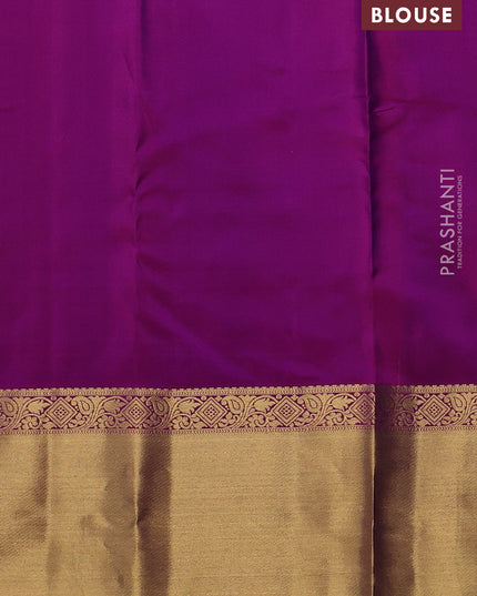 Pure kanchipuram silk saree dual tone teal green and pink with allover zari checks & buttas and rich zari woven border