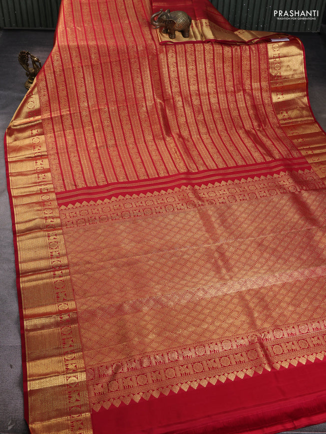 Pure kanchipuram silk saree maroon with allover zari woven broacade pattern and long zari woven border