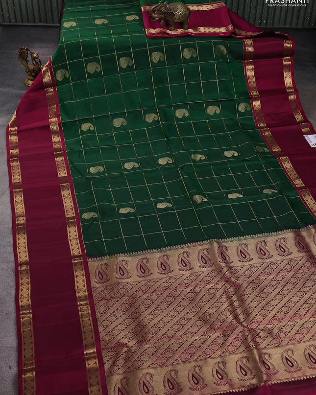 Pure soft silk saree green and magenta pink with allover zari checks & buttas and rettapet zari woven border