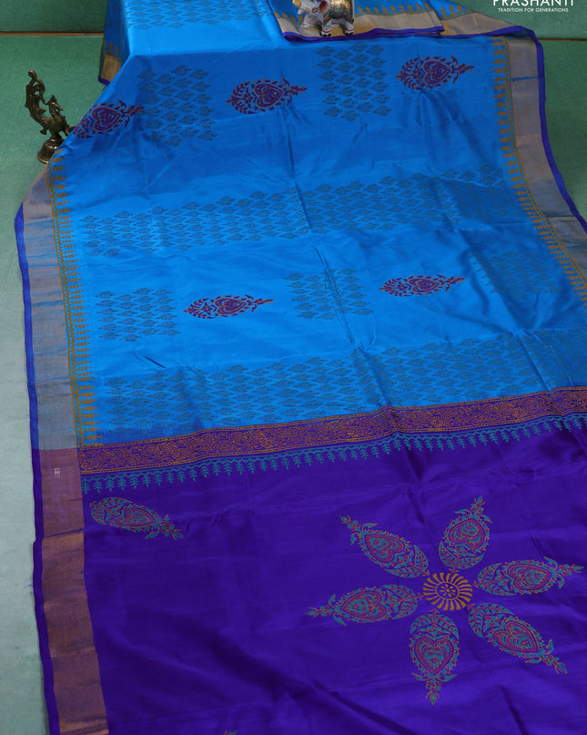 Uppada block printed silk saree cs blue and blue with allover butta prints and zari woven border