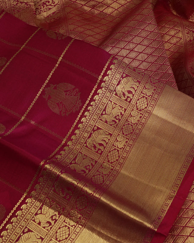 Pure kanchipuram silk saree dual shade of pink with allover zari checks & buttas and zari woven korvai border
