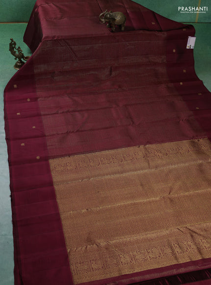 Pure kanchipuram silk saree maroon with allover small zari checked pattern and zari woven butta border