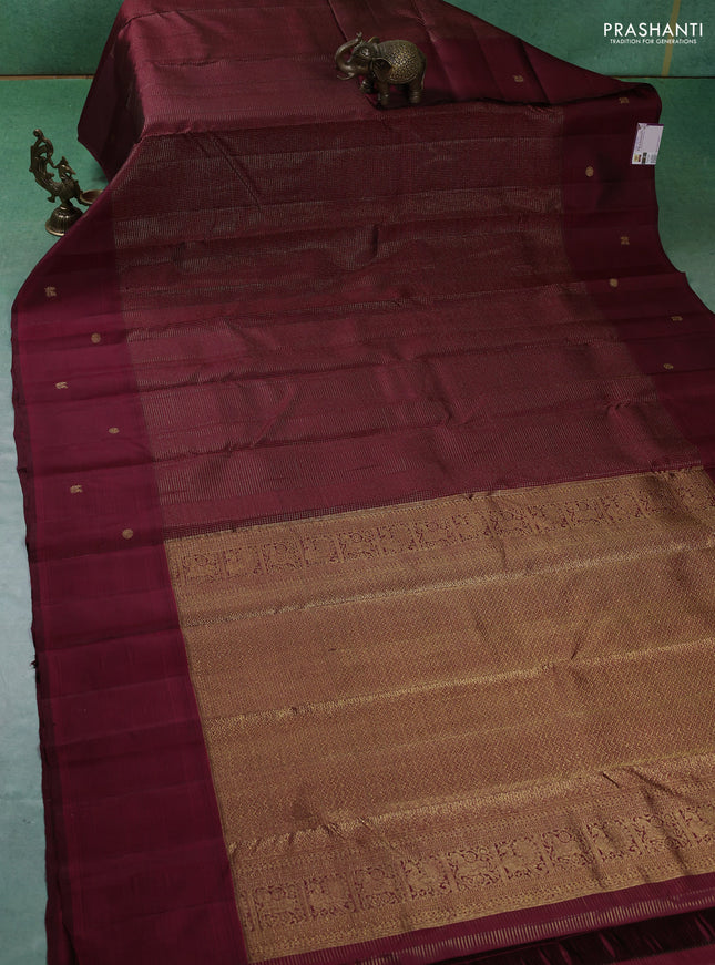 Pure kanchipuram silk saree maroon with allover small zari checked pattern and zari woven butta border