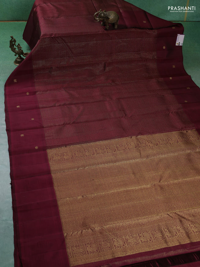 Pure kanchipuram silk saree maroon with allover small zari checked pattern and zari woven butta border
