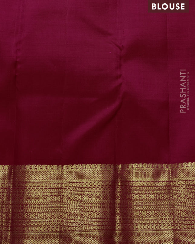 Pure kanchipuram silk saree pink with annam & rudhraksha zari woven buttas and long rich zari woven border