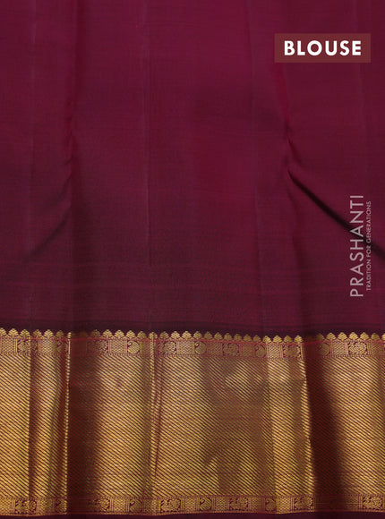 Pure kanchipuram silk saree dark magenta pink with allover zari checks & buttas and zari woven border