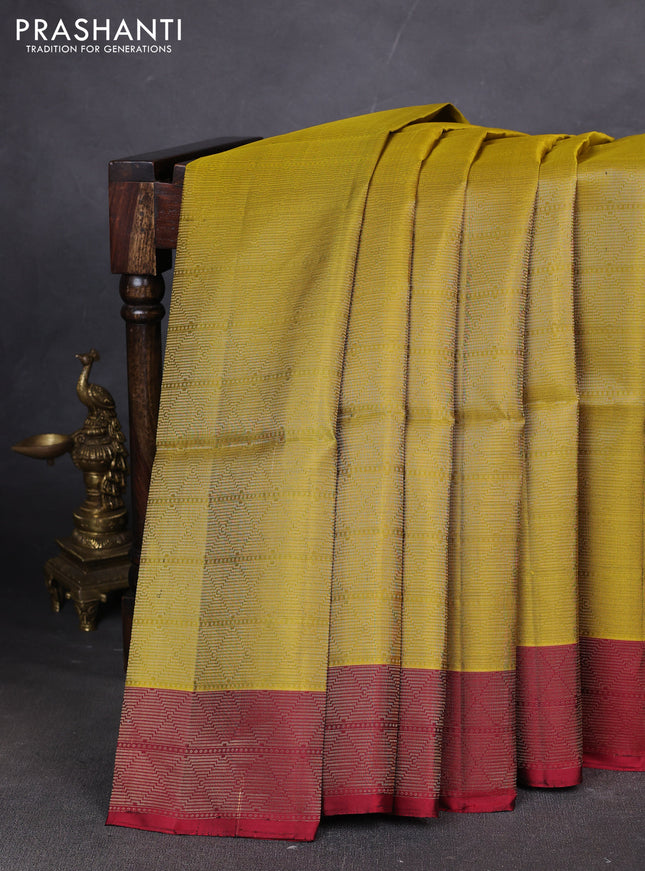 Pure soft silk saree mehendi green and maroon with allover brocade weaves and zari woven border