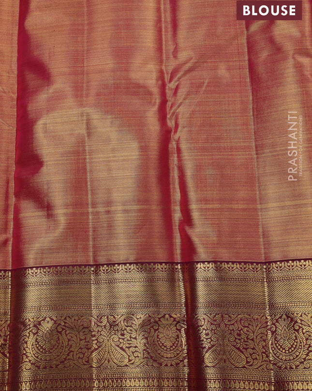 Pure kanchipuram silk saree dual shade of gold and purple with allover zari woven brocade weaves and zari woven border