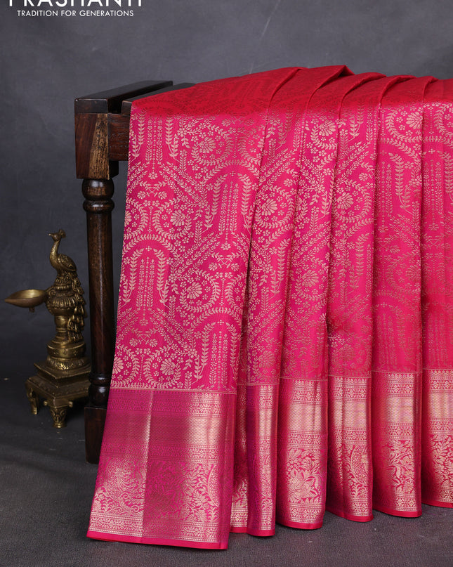 Pure kanchipuram silk saree dual shade of pink with allover zari woven brocade weaves and zari woven border