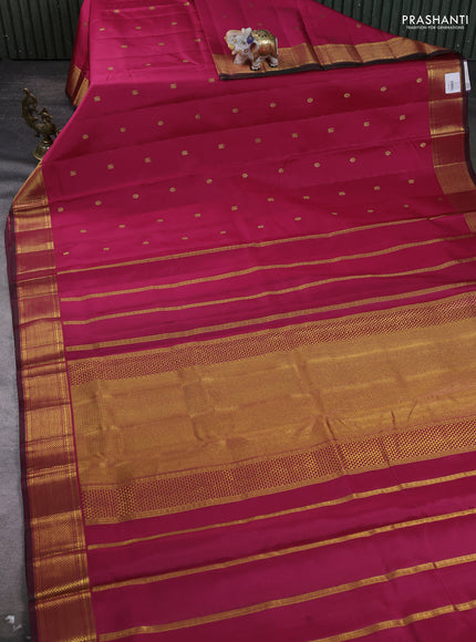 10Yards silk saree pink and bottle green with annam & rudhraksha zari woven buttas and zari woven border