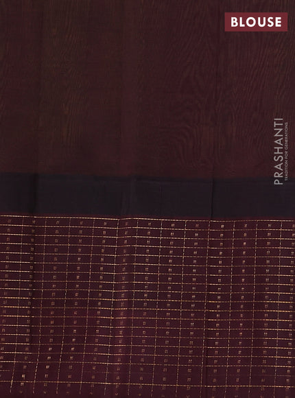 Kuppadam silk cotton saree light green and deep maroon with plain body and temple design zari checked border