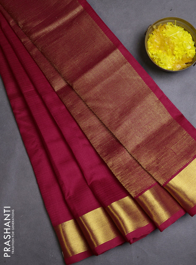 Silk cotton saree pink with plain body and zari woven border