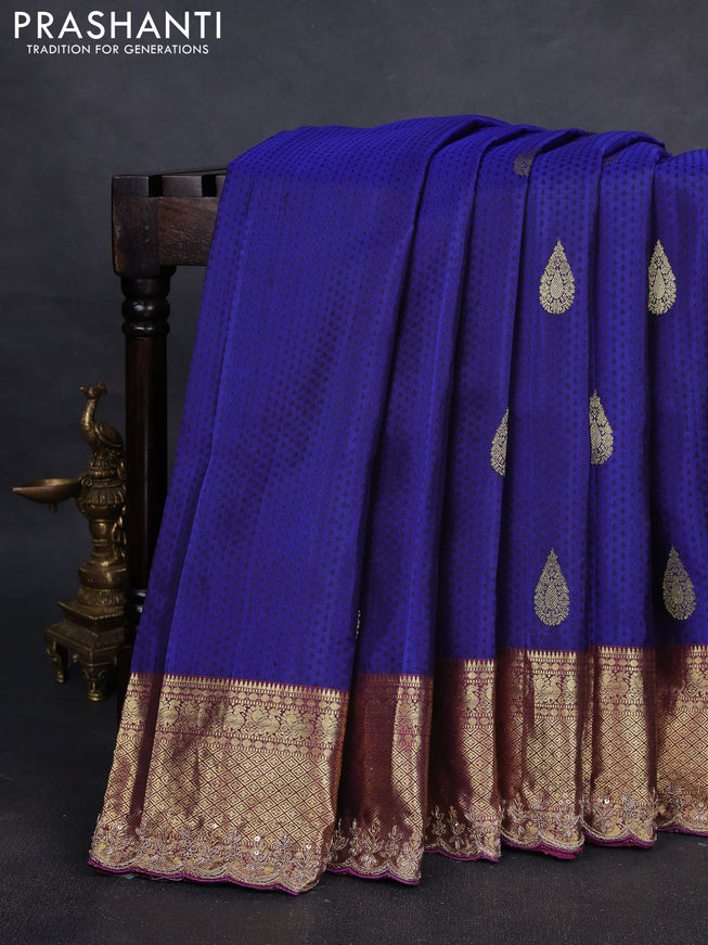 Kanchipuram silk saree purple with allover zari woven brocade weaves and embroidered border