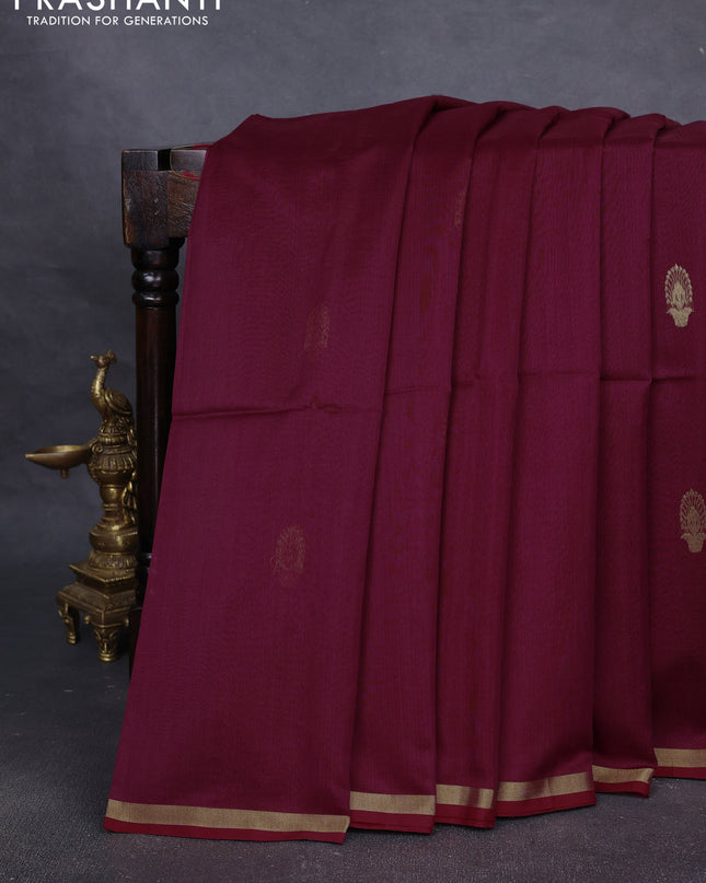 Maheshwari silk cotton saree wdark magenta pink and red with zari woven buttas and small zari woven border
