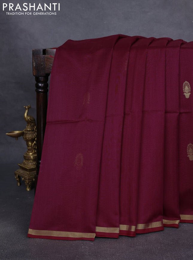 Maheshwari silk cotton saree wdark magenta pink and red with zari woven buttas and small zari woven border
