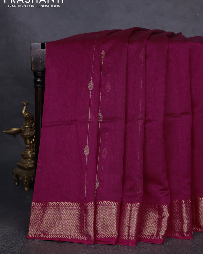 Maheshwari silk cotton saree magenta pink and red with allover zari weaves & buttas and zari woven border