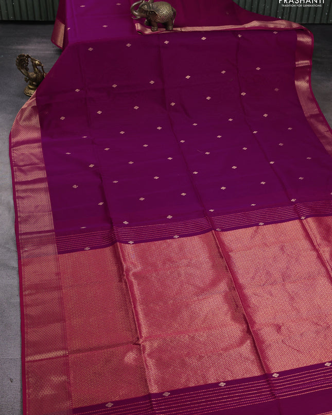 Maheshwari silk cotton saree magenta pink and red with zari woven buttas and zari woven border