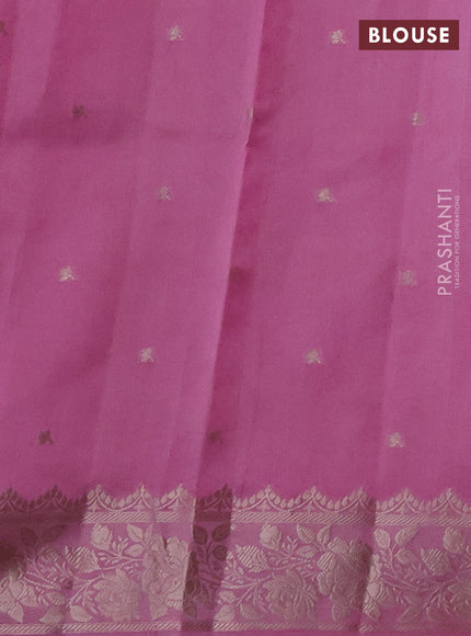Poona silk saree pink and light pink with allover floral design weaving and zari woven border