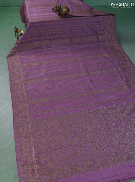 Banarasi semi crepe saree lavender with allover thread & zari weaves and woven border