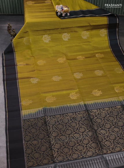 Pure soft silk saree mehendi green and green with allover zari weaves and rettapet zari woven border