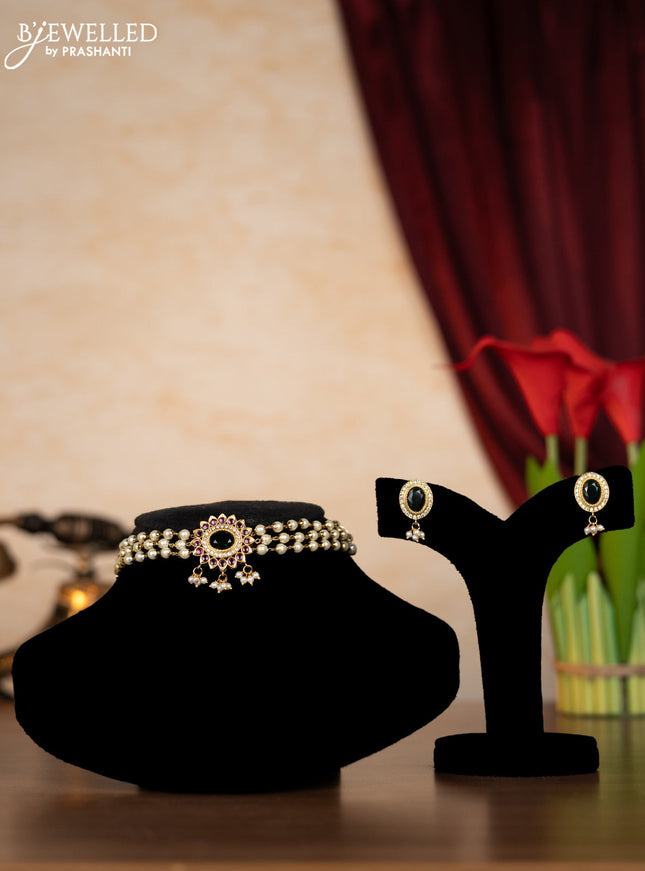 Pearl choker with kemp & cz stones and pearl hangings