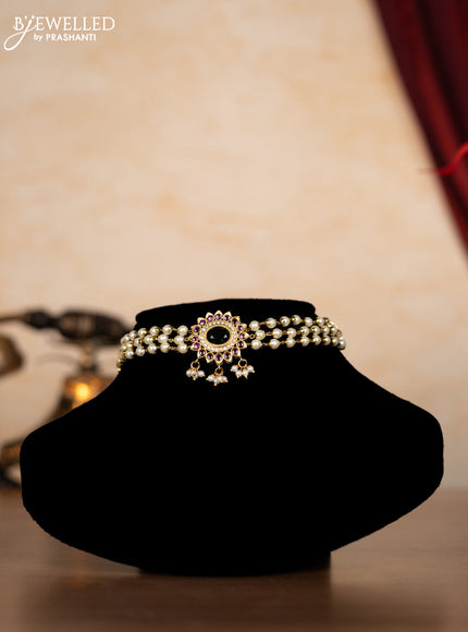 Pearl choker with kemp & cz stones and pearl hangings