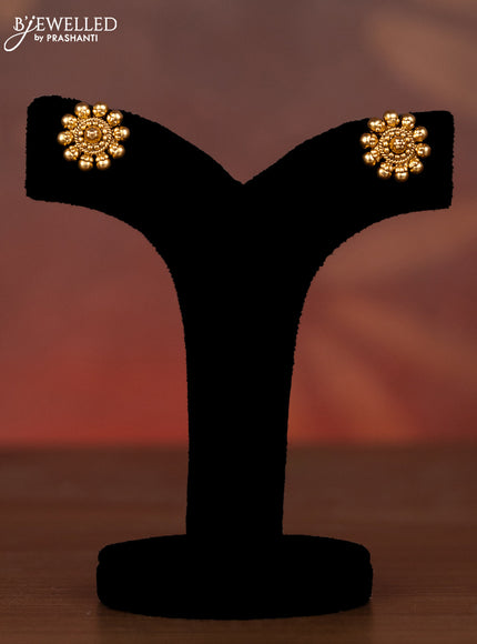 Antique necklace with simple design