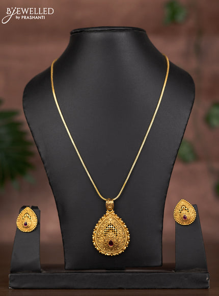 Antique chain with ruby stone