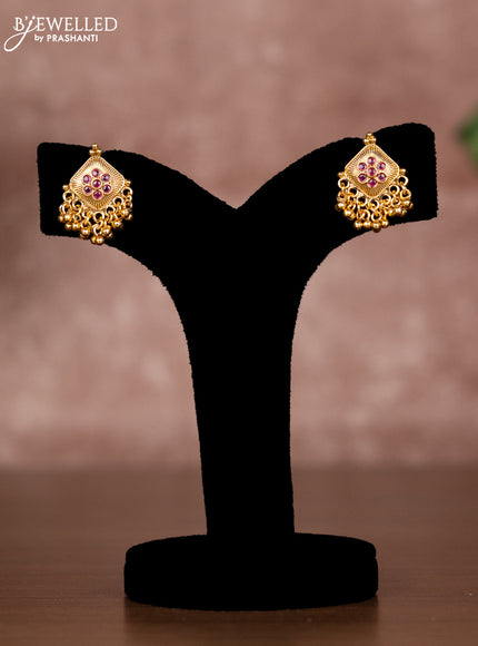 Antique chain with ruby stones and golden beads hangings