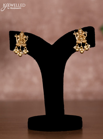 Antique chain with ganesha pendant and pearl & golden beads hangings