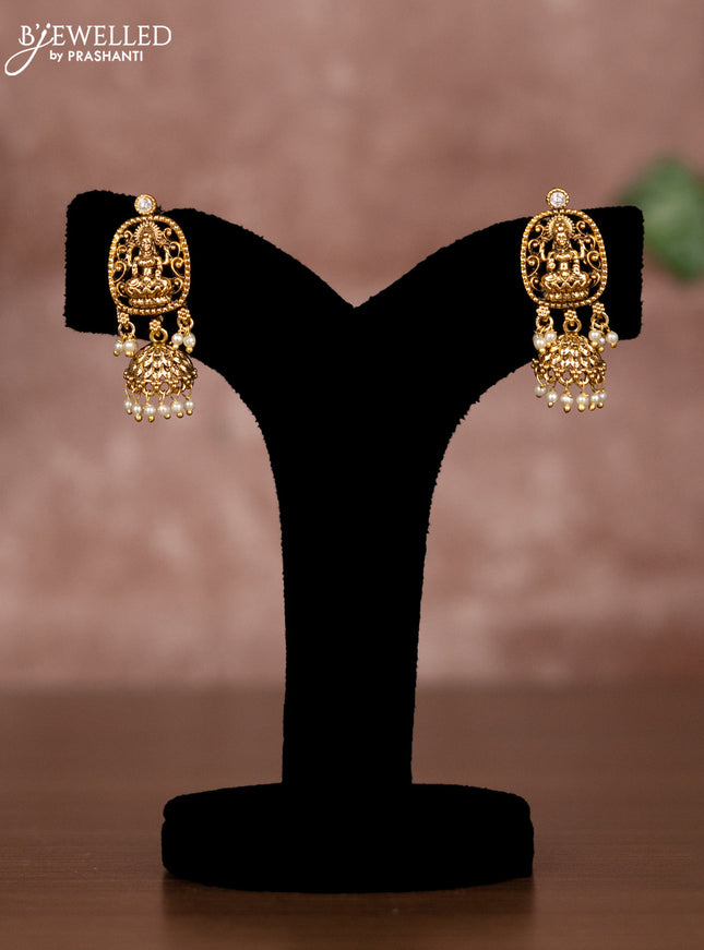 Antique mugappu chain akshmi design with kundan stone and pearl hangings