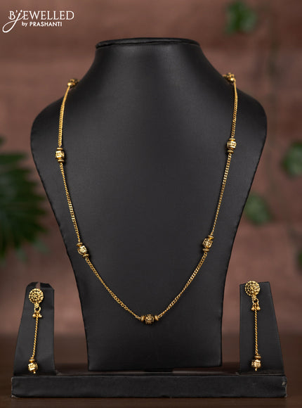 Antique chain with simple design