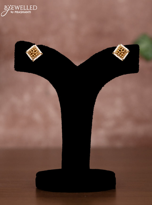 Antique chain with simple design