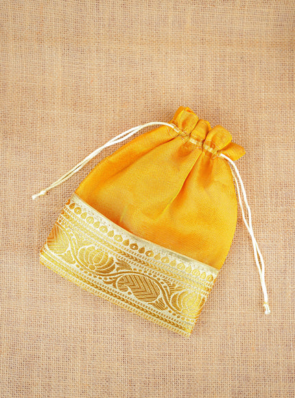 String Bag with Border - WBG1687