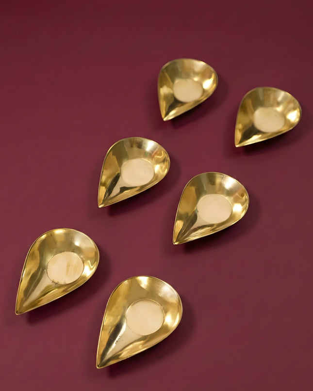 Brass Kuber Diya ( Set of 6 ) - WL2444