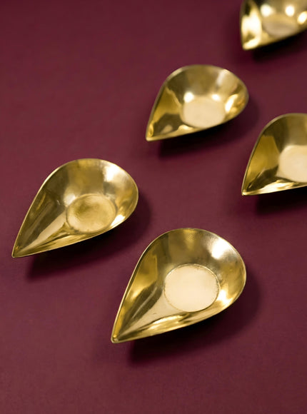 Brass Kuber Diya ( Set of 6 ) - WL2444