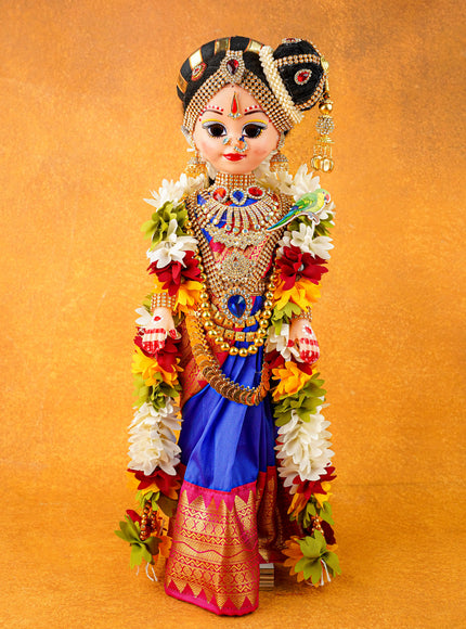 Andal with Parrot Doll - WL4669