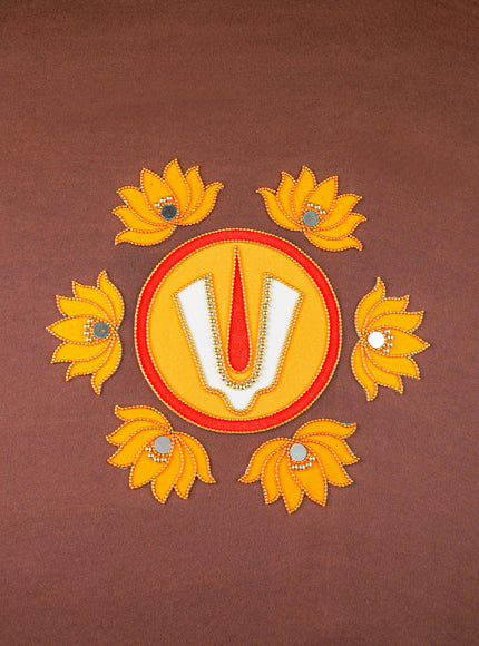 Rangoli - Namam with Set of 6 Lotus - WL5868